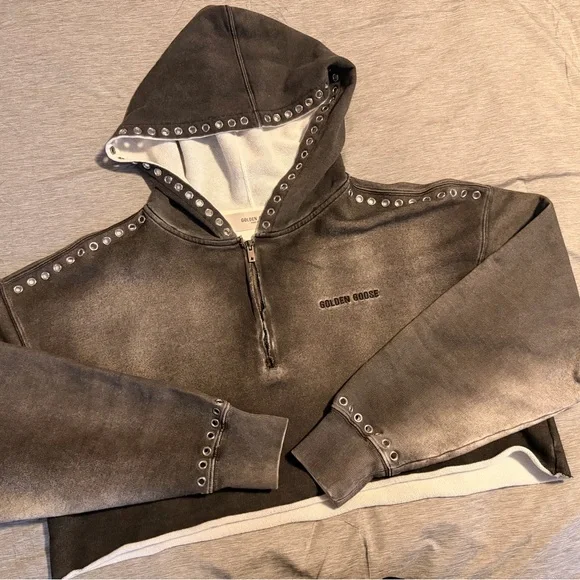 Golden Goose Gray cropped sweatshirt with a lived-in effect